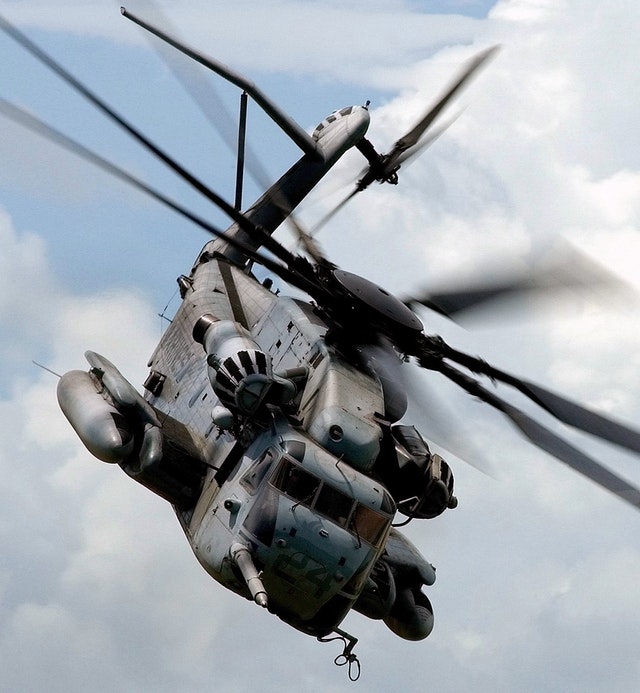 gray-blue-and-black-aircraft-87011